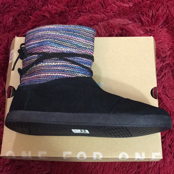 NEW TOMS NEPAL SUEDE BOOTS - Picture 2 of 6